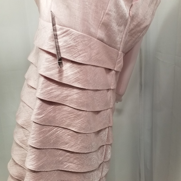 Jessica Howard - Picture 7 of 14